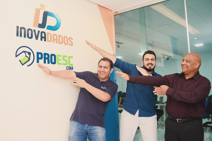 Proesc com - Diretor executivo - InovaDados